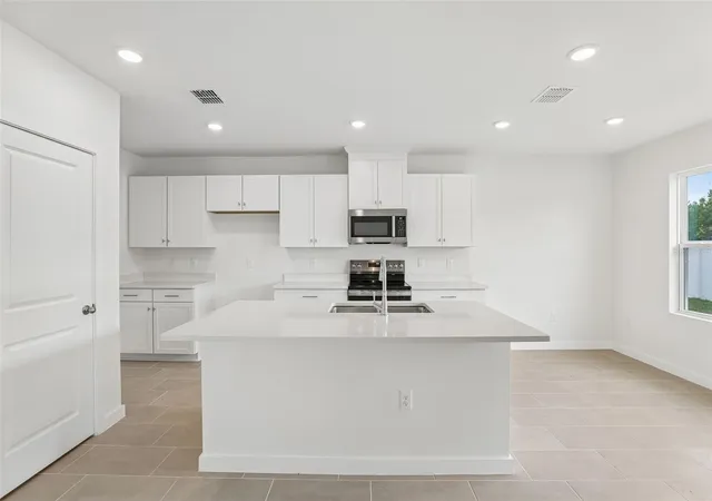 Photo 1 of Townhouse for sale at 6530 Horseshoe Ln Way, Harmony, FL 34773 | MLS# O6443818 | Listing updated on 2026-09-23