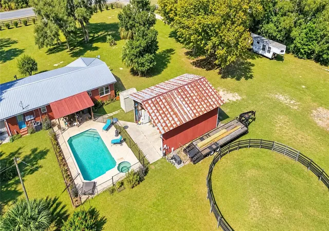 Photo 3 of House for sale at 9551 NW County Rd 345, Chiefland, FL 32626 | MLS# OM732698 | Listing updated on 2026-10-19