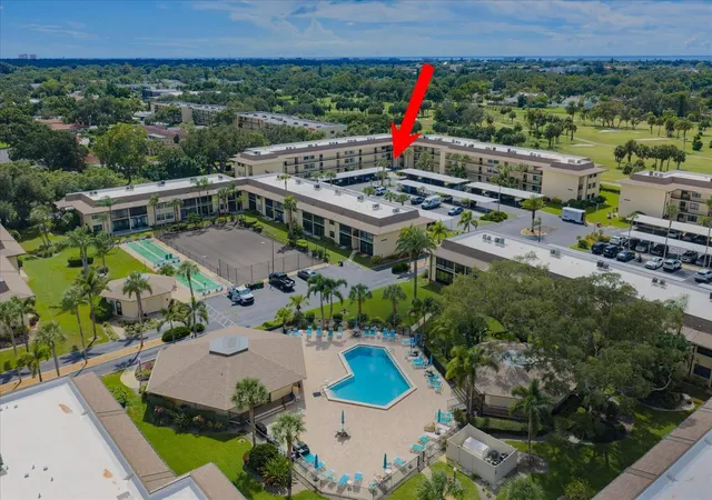 Photo 2 of Condo for sale at 12300 Vonn Rd #7106, Largo, FL 33774 | MLS# TB8551071 | Listing updated on 2026-09-30