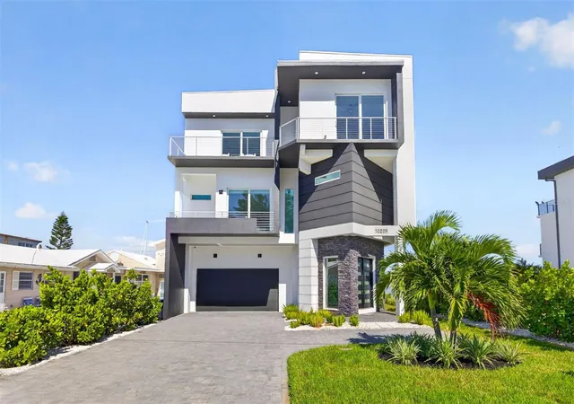 Single family home for sale at 10209 Gulf Blvd, TREASURE ISLAND, FL 33706 | MLS# TB8551074