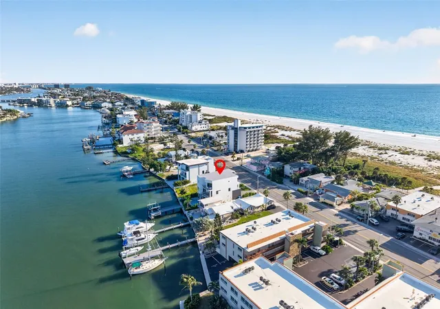 Photo 4 of Single family home for sale at 10209 Gulf Blvd, Treasure Island, FL 33706 | MLS# TB8551074 | Listing updated on 2026-10-06