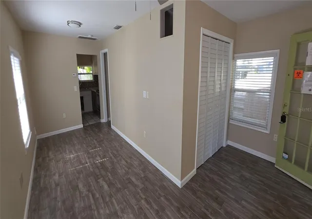 Photo 3 of Single family home for sale at 1868 Laurel St, Sarasota, FL 34236 | MLS# A4706958 | Listing updated on 2026-09-22