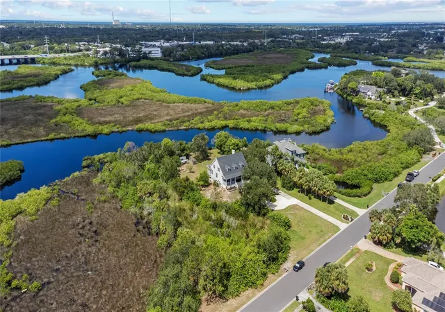 Photo 3 of Single family home for sale at 1456 N Jasmine Ave, Tarpon Springs, FL 34689 | MLS# TB8551077 | Listing updated on 2026-09-28