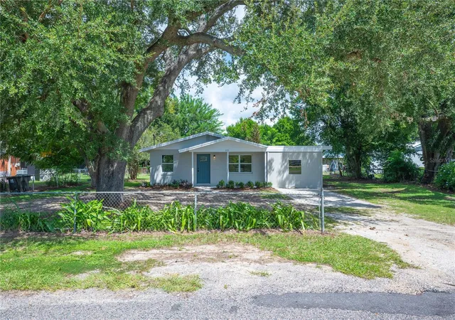 Photo 1 of Single family home for sale at 231 Willow St, Lake Wales, FL 33859 | MLS# L4965251 | Listing updated on 2026-09-25