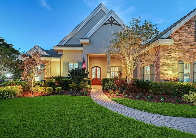 Photo 2 of Mansion for sale at 7467 Cabbage Palm Ct, Sarasota, FL 34241 | MLS# A4706960 | Listing updated on 2026-10-05