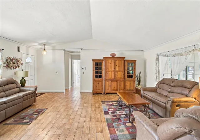 Photo 3 of Single family home for sale at 3240 Autumnwood Trl, Apopka, FL 32703 | MLS# O6443843 | Listing updated on 2026-09-23