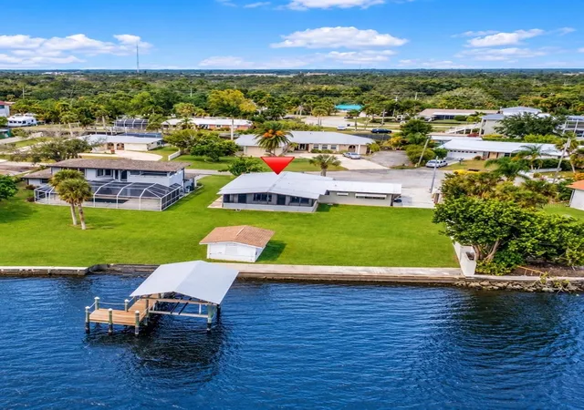 Photo 3 of Single family home for sale at 104 Northshore Ter, Punta Gorda, FL 33980 | MLS# A4706966 | Listing updated on 2026-10-01