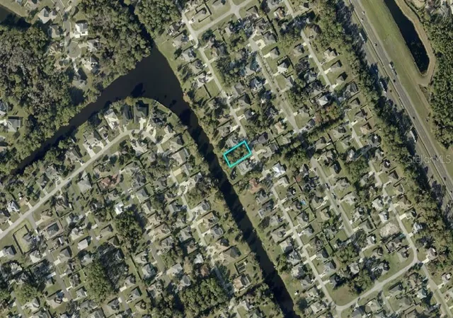 Photo 2 of Sale Pending at 121 Birchwood Dr, Palm Coast, FL 32137 | MLS# C7531051 | Listing updated on 2026-10-01