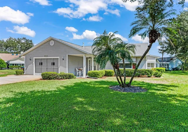 Photo 2 of Single family home for sale at 1032 Scotch Pine Ct, Leesburg, FL 34788 | MLS# G5118127 | Listing updated on 2026-09-24