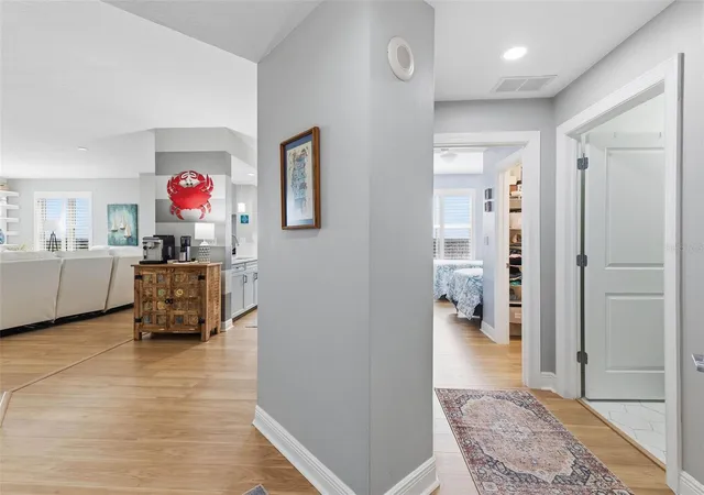 Photo 3 of Condo for sale at 628 Cleveland St #809, Clearwater, FL 33755 | MLS# TB8551097 | Listing updated on 2026-09-23