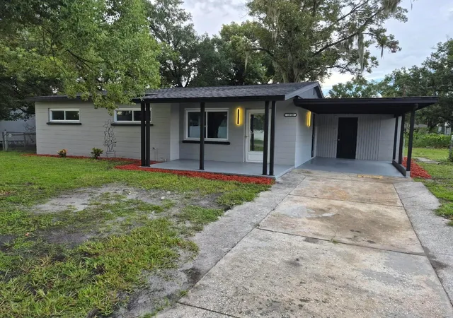 Single family home for sale at 1810 E Carol Dr, PLANT CITY, FL 33563 | MLS# O6443864