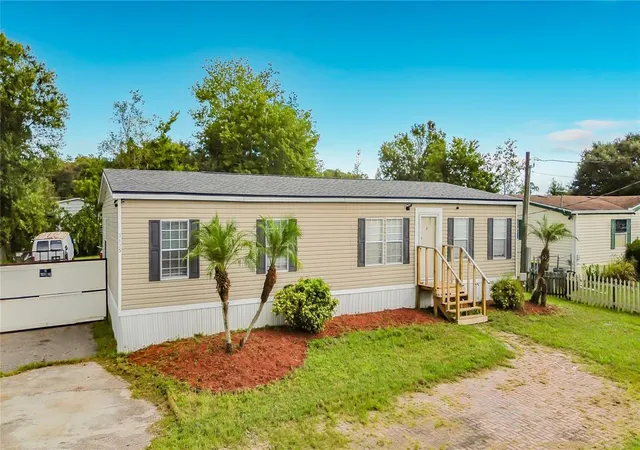 Photo 2 of Manufactured home for sale at 3625 Late Morning Cir, Kissimmee, FL 34744 | MLS# O6443865 | Listing updated on 2026-09-27