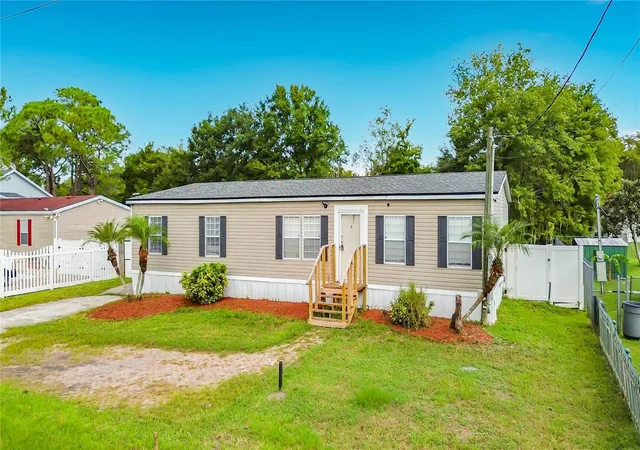 Photo 3 of Manufactured home for sale at 3625 Late Morning Cir, Kissimmee, FL 34744 | MLS# O6443865 | Listing updated on 2026-09-27