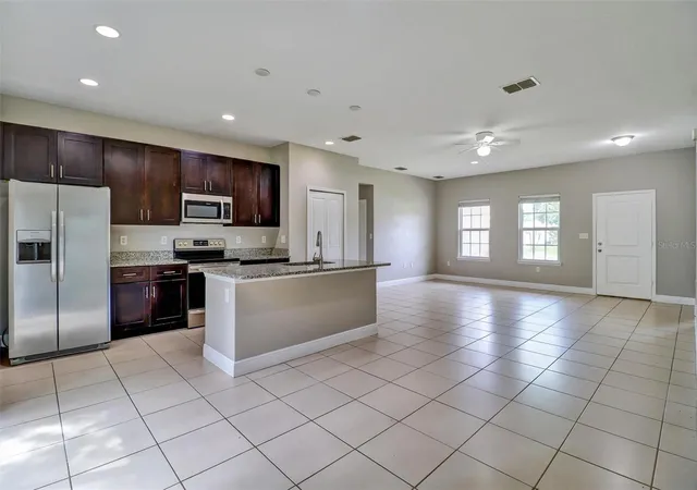 Photo 3 of Single family home for sale at 528 Finch Ln, Kissimmee, FL 34759 | MLS# O6443867 | Listing updated on 2026-10-08