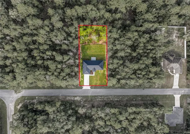 Photo 3 of Single family home for sale at 9818 N Pewter Ave, Dunnellon, FL 34434 | MLS# OM732705 | Listing updated on 2026-09-30
