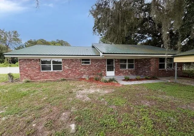 Photo 2 of Sale Pending at 192 Hadden Ln, Bartow, FL 33830 | MLS# P4939966 | Listing updated on 2026-10-10