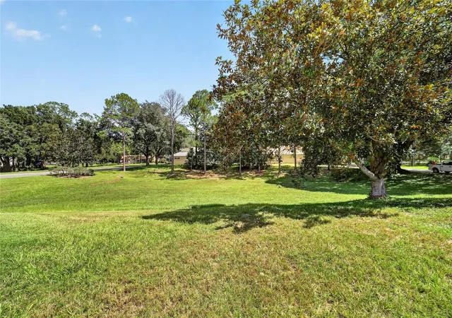 Photo 4 of House for sale at 8469 SW 92nd Place #D, Ocala, FL 34481 | MLS# OM732706 | Listing updated on 2026-09-23