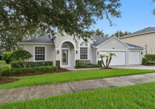 Photo 1 of Single family home for sale at 1017 Harmony Ln, Clermont, FL 34711 | MLS# O6443876 | Listing updated on 2026-09-24