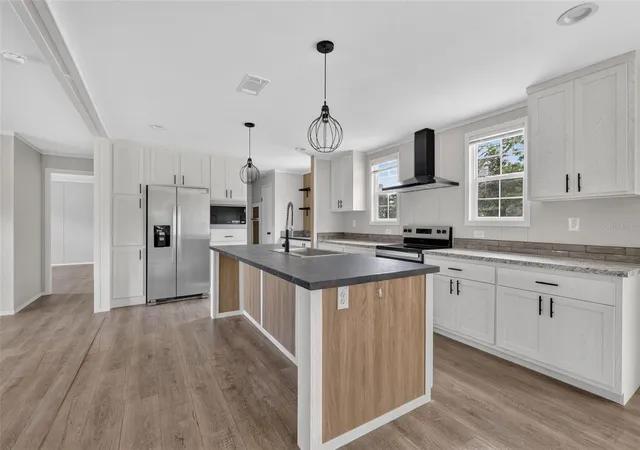 Photo 2 of Manufactured home for sale at 16636 SW 57th Street, Ocala, FL 34481 | MLS# GC543703 | Listing updated on 2026-09-23