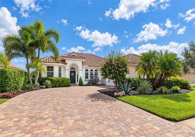 Photo 2 of Single family home for sale at 9719 Discovery Ter, Bradenton, FL 34212 | MLS# A4706980 | Listing updated on 2026-09-23