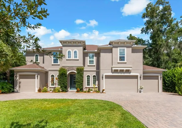 Photo 1 of Single family home for sale at 1118 Lake Hanna Dr, Lutz, FL 33549 | MLS# TB8551126 | Listing updated on 2026-09-26