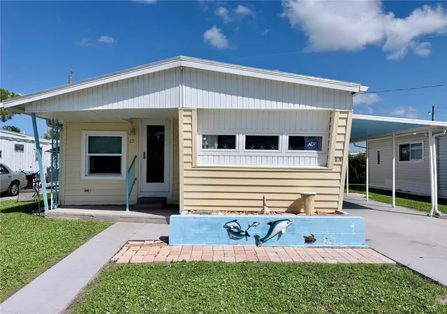 Photo 1 of Manufactured home for sale at 6904 Cortez Rd W #15, Bradenton, FL 34210 | MLS# A4706983 | Listing updated on 2026-09-23