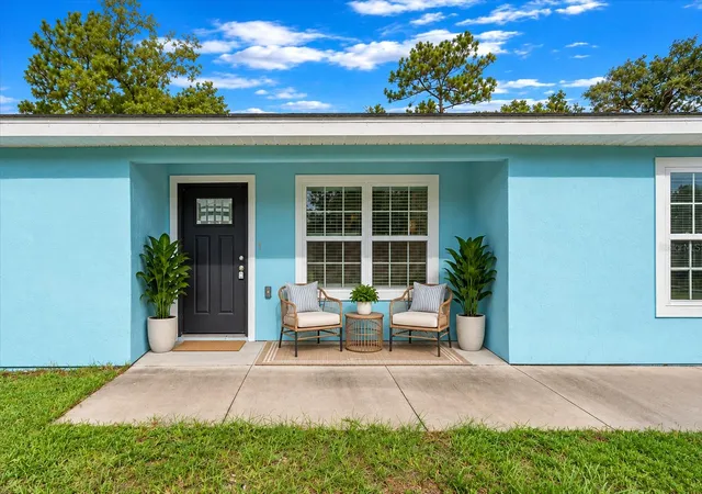Photo 4 of Single family home for sale at 202 Oak Ln Cir, Ocala, FL 34472 | MLS# OM732710 | Listing updated on 2026-10-02