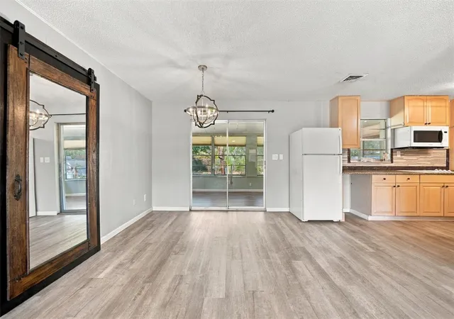 Photo 1 of Single family home for sale at 3036 Shamrock Dr, Venice, FL 34293 | MLS# A4706985 | Listing updated on 2026-09-22