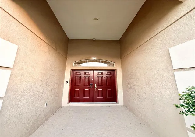 Photo 3 of Single family home for sale at 2386 Grand Poplar St, Ocoee, FL 34761 | MLS# P4939967 | Listing updated on 2026-09-25