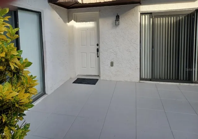 Photo 2 of Condo for sale at 15301 Pond Woods #303, Tampa, FL 33618 | MLS# O6443887 | Listing updated on 2026-10-04
