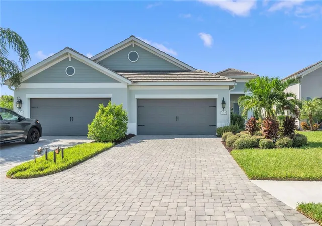 Photo 3 of Single family home for sale at 12736 Seasong Ter, Bradenton, FL 34211 | MLS# A4706989 | Listing updated on 2026-09-25