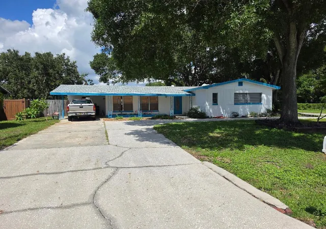 Photo 1 of Sale Pending at 4601 W Price Ave, Tampa, FL 33611 | MLS# TB8551133 | Listing updated on 2026-09-24