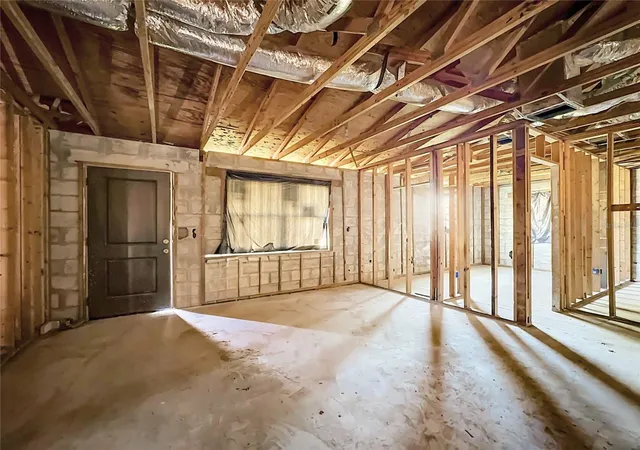 Photo 4 of Single family home for sale at 1409 17th Street E, Bradenton, FL 34208 | MLS# C7531057 | Listing updated on 2026-09-23