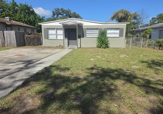 Single family home for sale at 2629 14th Avenue S, Saint Petersburg, FL 33712 | MLS# TB8551135