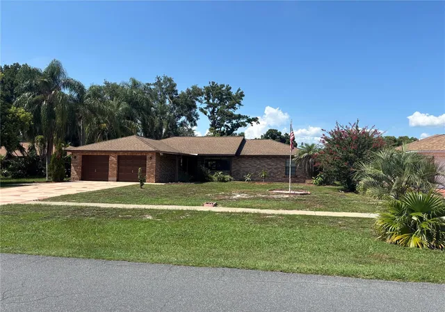 Photo 1 of Single family home for sale at 3415 Mary Ln, Mount Dora, FL 32757 | MLS# O6443892 | Listing updated on 2026-10-06