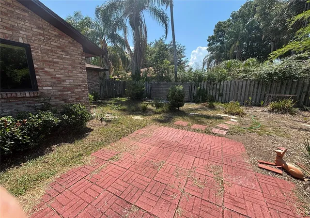 Photo 2 of Single family home for sale at 3415 Mary Ln, Mount Dora, FL 32757 | MLS# O6443892 | Listing updated on 2026-10-06