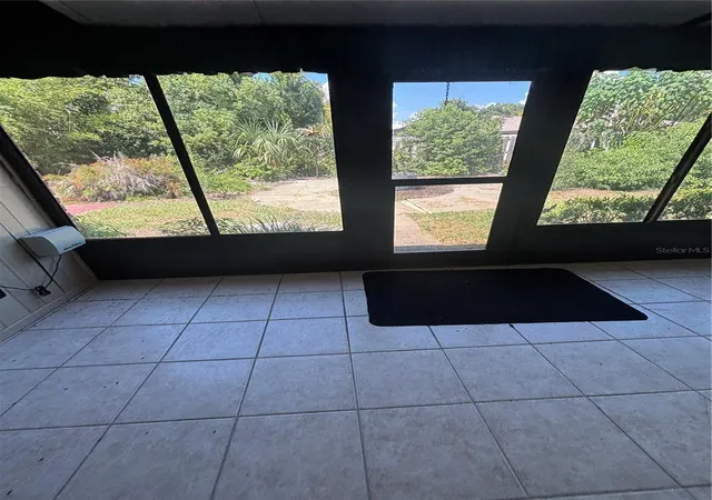 Photo 4 of Single family home for sale at 3415 Mary Ln, Mount Dora, FL 32757 | MLS# O6443892 | Listing updated on 2026-10-06