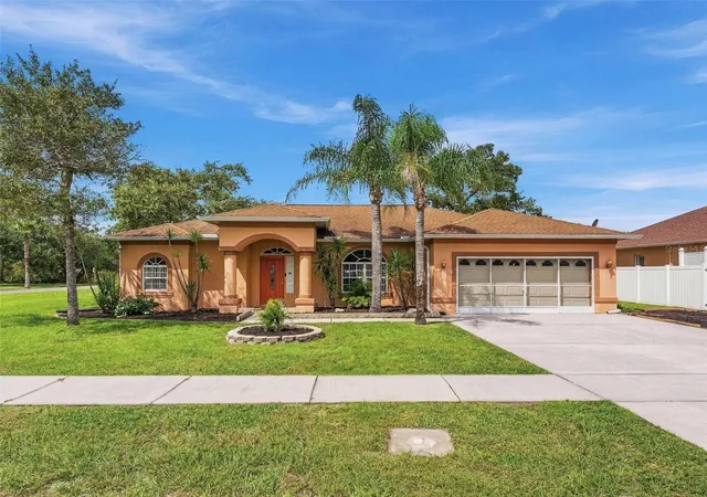 Photo 3 of Single family home for sale at 15393 Burbank Dr, Brooksville, FL 34604 | MLS# W7889722 | Listing updated on 2026-10-03