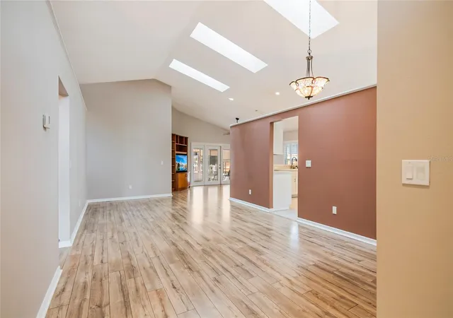 Photo 4 of Single family home for sale at 12892 Downstream Cir, Orlando, FL 32828 | MLS# S5158086 | Listing updated on 2026-09-28
