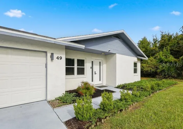 Photo 4 of Single family home for sale at 49 Frontier Dr, Palm Coast, FL 32137 | MLS# FC321625 | Listing updated on 2026-10-06