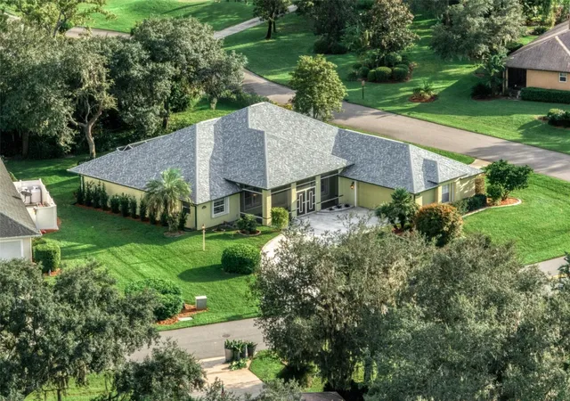 Photo 3 of Single family home for sale at 5092 Strafford Oaks Dr, Sebring, FL 33875 | MLS# OM732716 | Listing updated on 2026-09-28