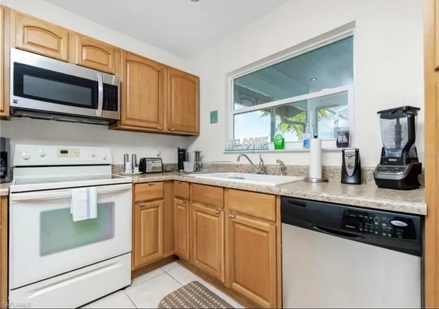 Photo 3 of Single family home for sale at 5208 Chaves Cir, Port Charlotte, FL 33948 | MLS# O6443897 | Listing updated on 2026-09-24