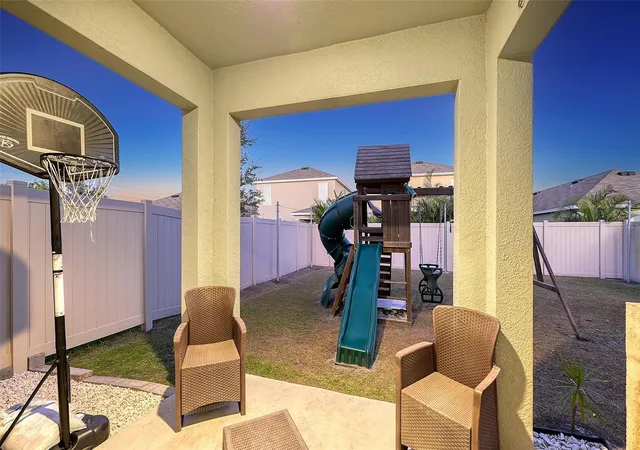 Photo 2 of Single family home for sale at 3809 Golden Oriole Pkwy, Sarasota, FL 34232 | MLS# A4706992 | Listing updated on 2026-09-23