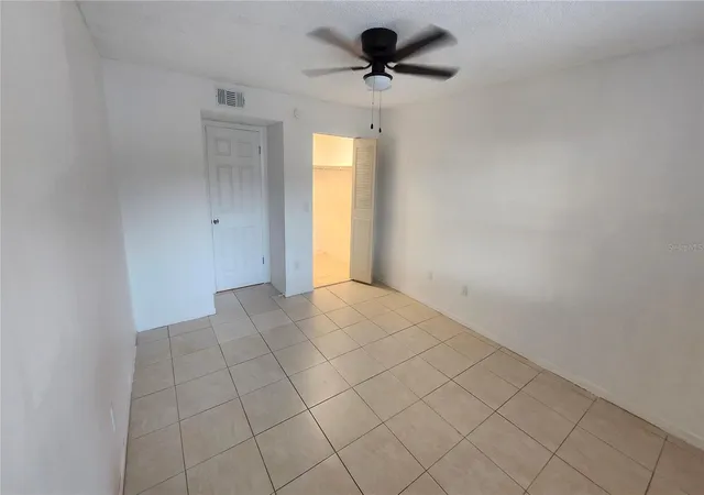 Listing Photo 5 - Condo for sale in building located at 3147 29Th Ave N, St Petersburg, FL 33713 - Unit #203