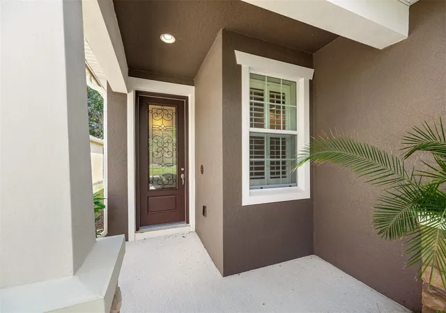 Photo 3 of Single family home for sale at 22004 Belgian Ct, Mount Dora, FL 32757 | MLS# O6443922 | Listing updated on 2026-10-08