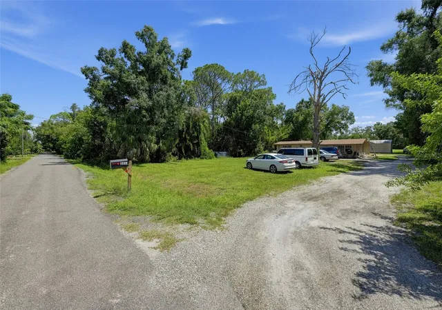 Photo 1 of Single family home for sale at 3314 59th Avenue Dr E, Bradenton, FL 34203 | MLS# A4707003 | Listing updated on 2026-09-23