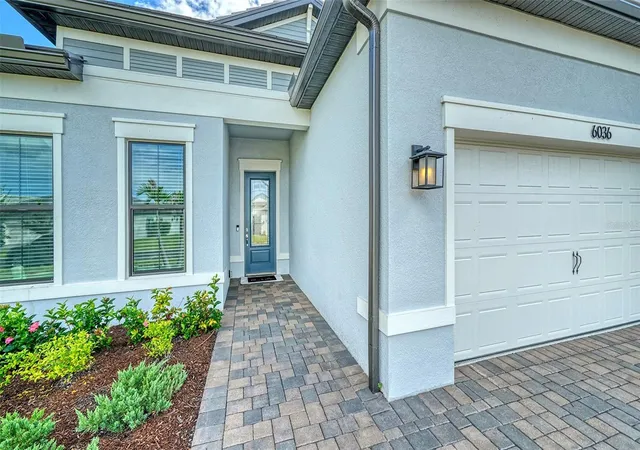 Photo 3 of Single family home for sale at 6036 Silver Grass Ct, Nokomis, FL 34275 | MLS# A4707008 | Listing updated on 2026-10-07