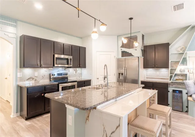 Photo 4 of Single family home for sale at 5949 SW 83rd Terrace, Gainesville, FL 32608 | MLS# GC543708 | Listing updated on 2026-10-13