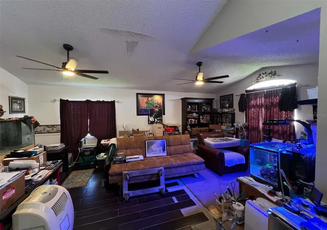 Photo 2 of Single family home for sale at 1711 Chisbury Ct, Orlando, FL 32837 | MLS# S5158096 | Listing updated on 2026-09-24