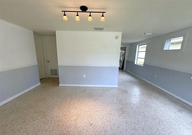 Photo 3 of Townhouse for sale at 2619 Pompano Dr, Sebring, FL 33870 | MLS# P4939968 | Listing updated on 2026-09-25